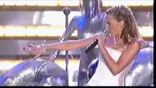 Kylie Minogue "Can'nt get you out of my head live 2002 Brit Awards" chords
