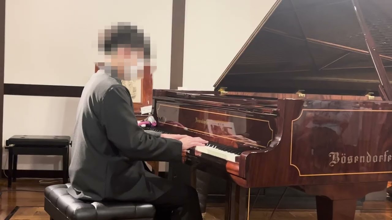 【ピアノ】「七彩」をグランドピアノで弾いてみた