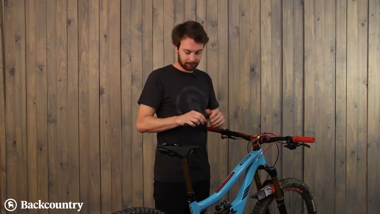 OneUp Components - EDC V2 Tool System