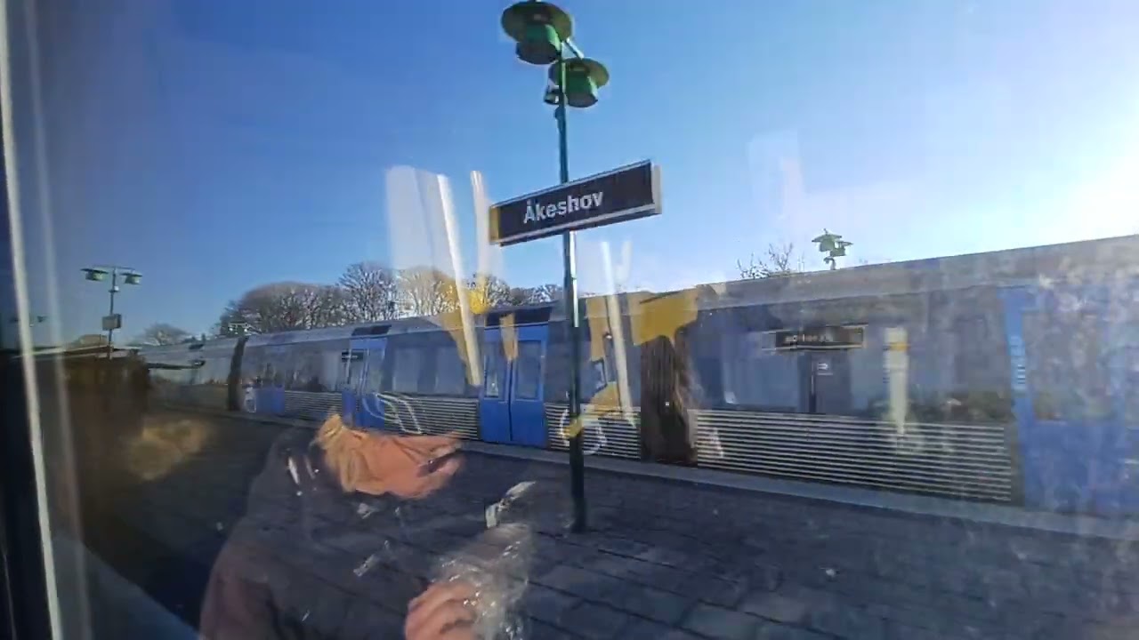 Tunnelbanan Från Vällingby Till Skogskyrkogården