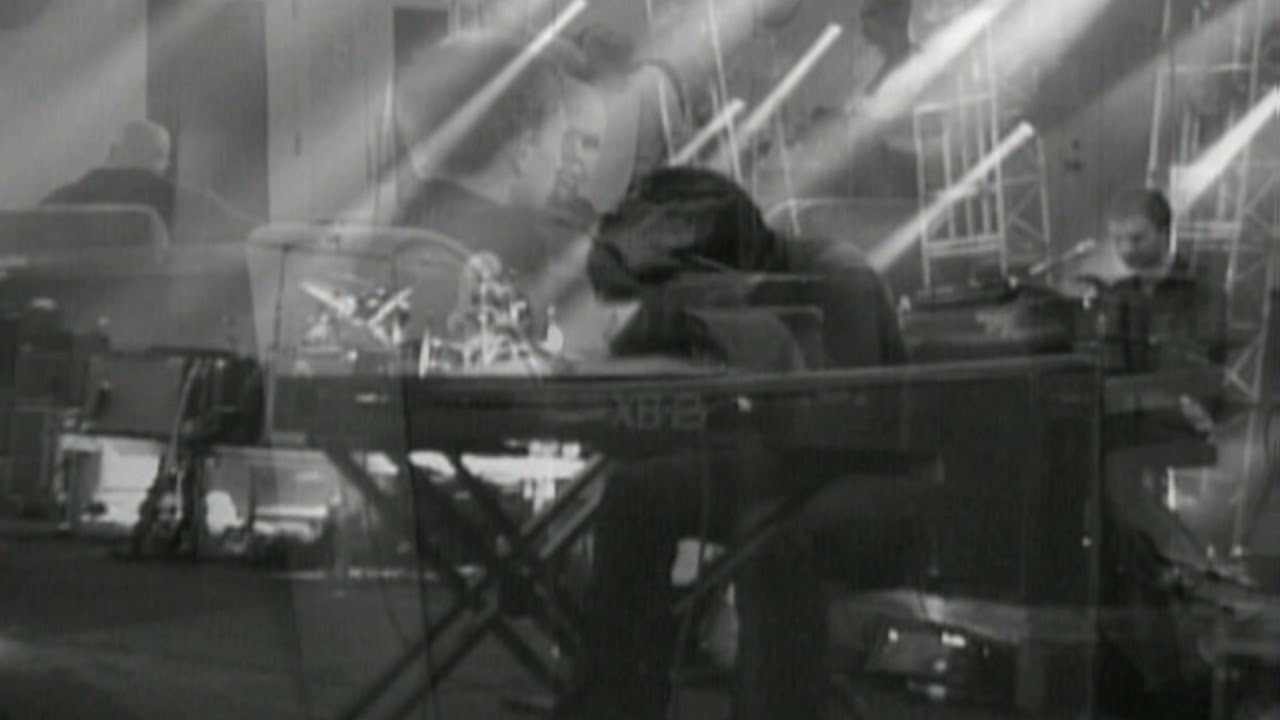 Radiohead - Nude (isolation of Meeting People Is Easy version) (1080p/50fps)