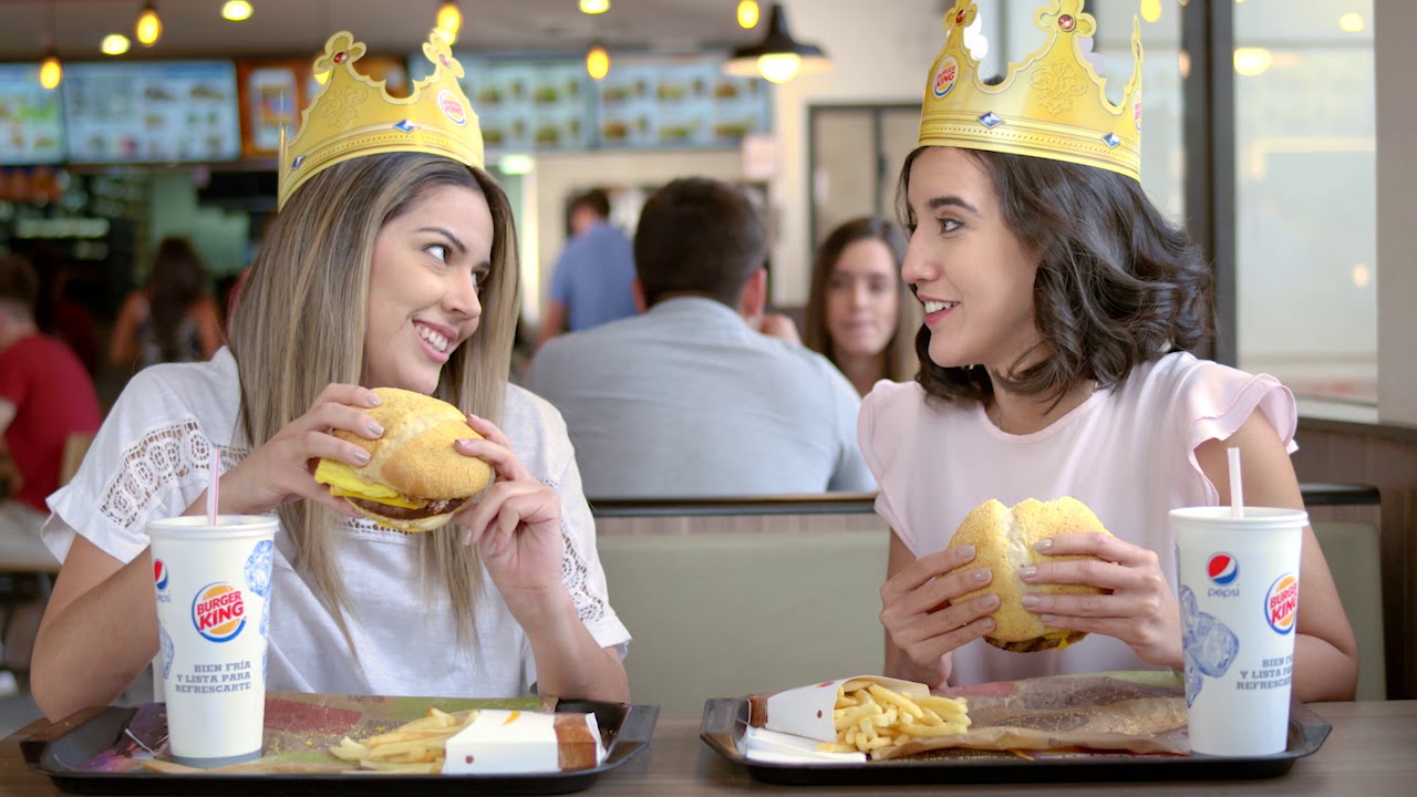 Burger King - La Novedad Menos Novedosa - Amigas