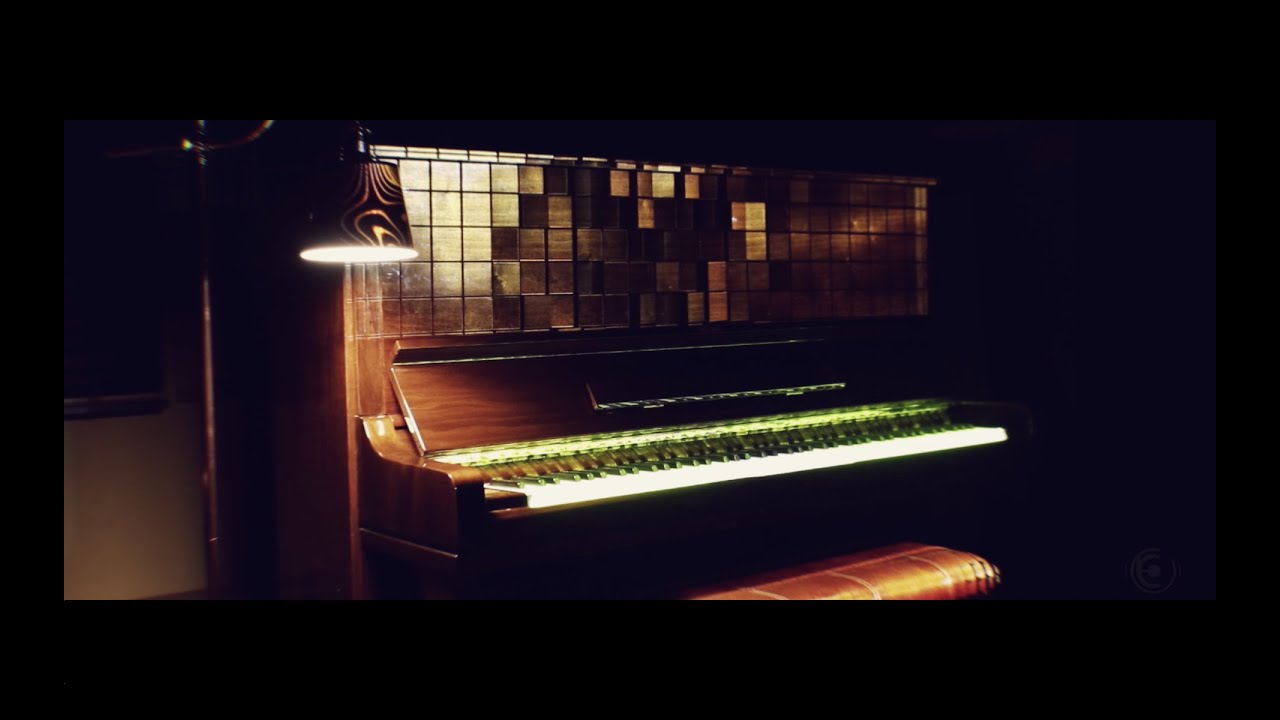 The Piano *Projection Mapping* - YouTube