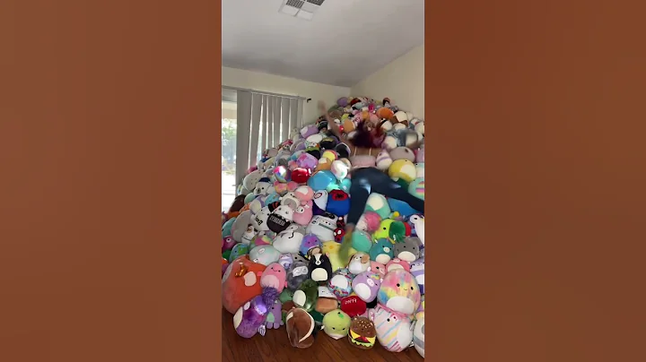 JUMPING INTO 692 SQUISHMALLOWS #squishmallows