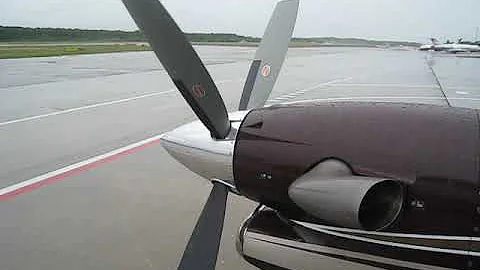 PT6 Startup Sound - King Air 200 - Geneva, Switzerland
