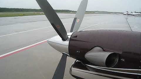 PT6 Startup Sound - King Air 200 - Geneva, Switzerland