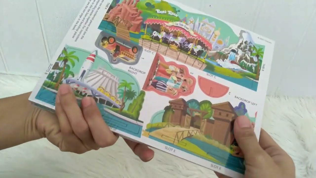 Build Your Own Disneyland Park Board book (Press-Out 3D Model Activity Kit)