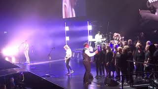 The Vamps + voices for missing  choir -  Missing You (Live @ the O2 Arena London 25.5.19)