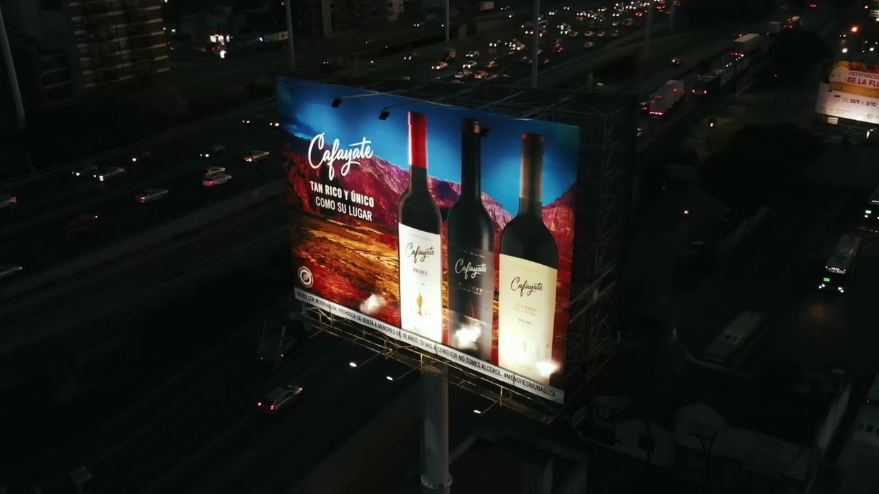 Cafayate | Campaña "Tan rico y único como su lugar"