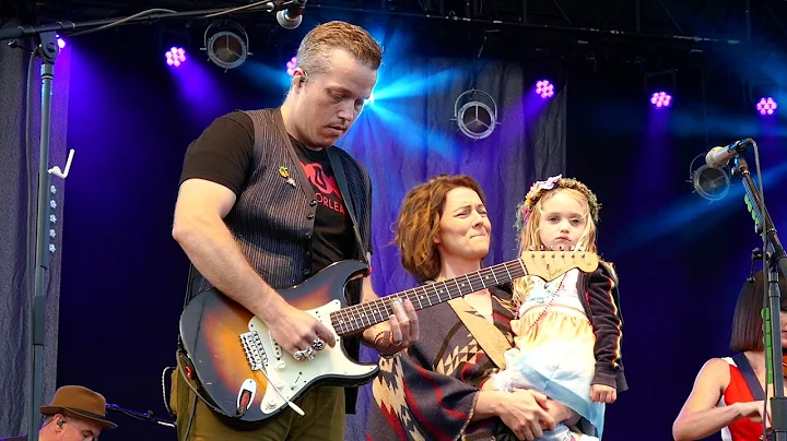 Jason Isbell f/Brandi Carlile - Clocks & Spoons (J...