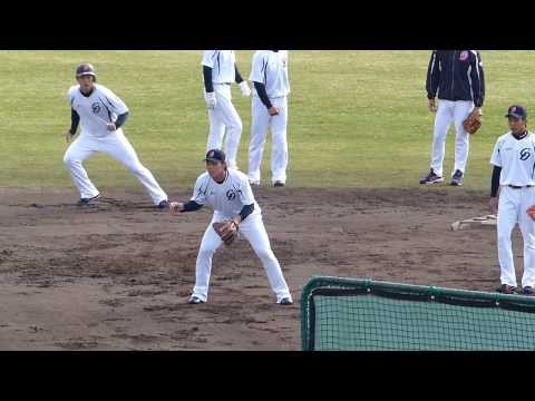 2013.11.14　中日ドラゴンズ秋季キャンプ1　周平＆吉川ノック