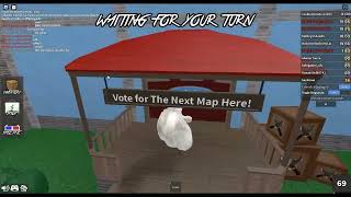 playing mm2 on roblox!
