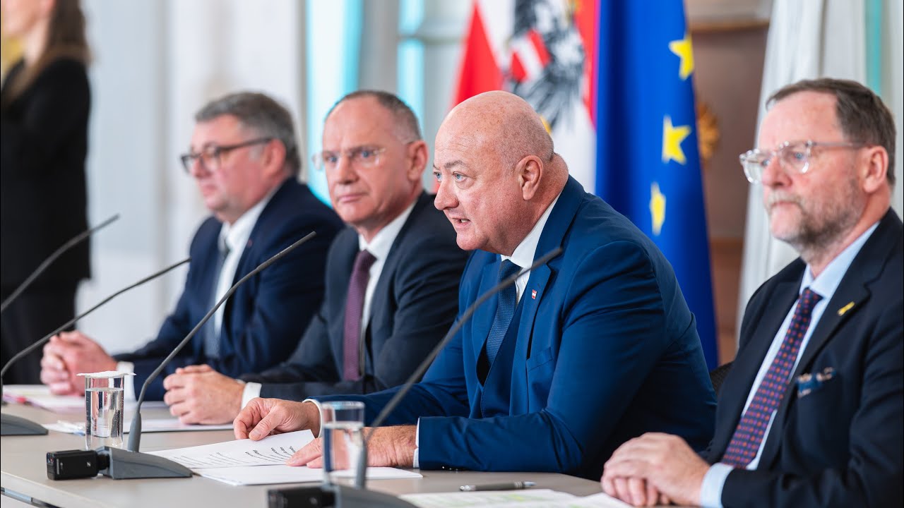 Pressefoyer nach dem Ministerrat