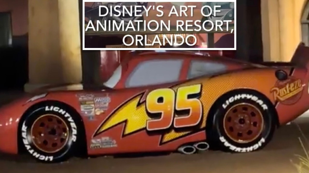 LIGHTNING MCQUEEN PIXAR CARS TOUR DISNEY'S ART OF ANIMATION RESORT FULL ...
