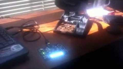 Example2_Programming the lilypad Arduino with Modkit