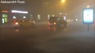 Москва ливень. Тверскую топит. Incredible rain in Moscow Tverskaya street.