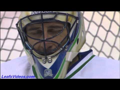 Maple Leafs @ Canucks - Luongo Gets Hit - Green Me...