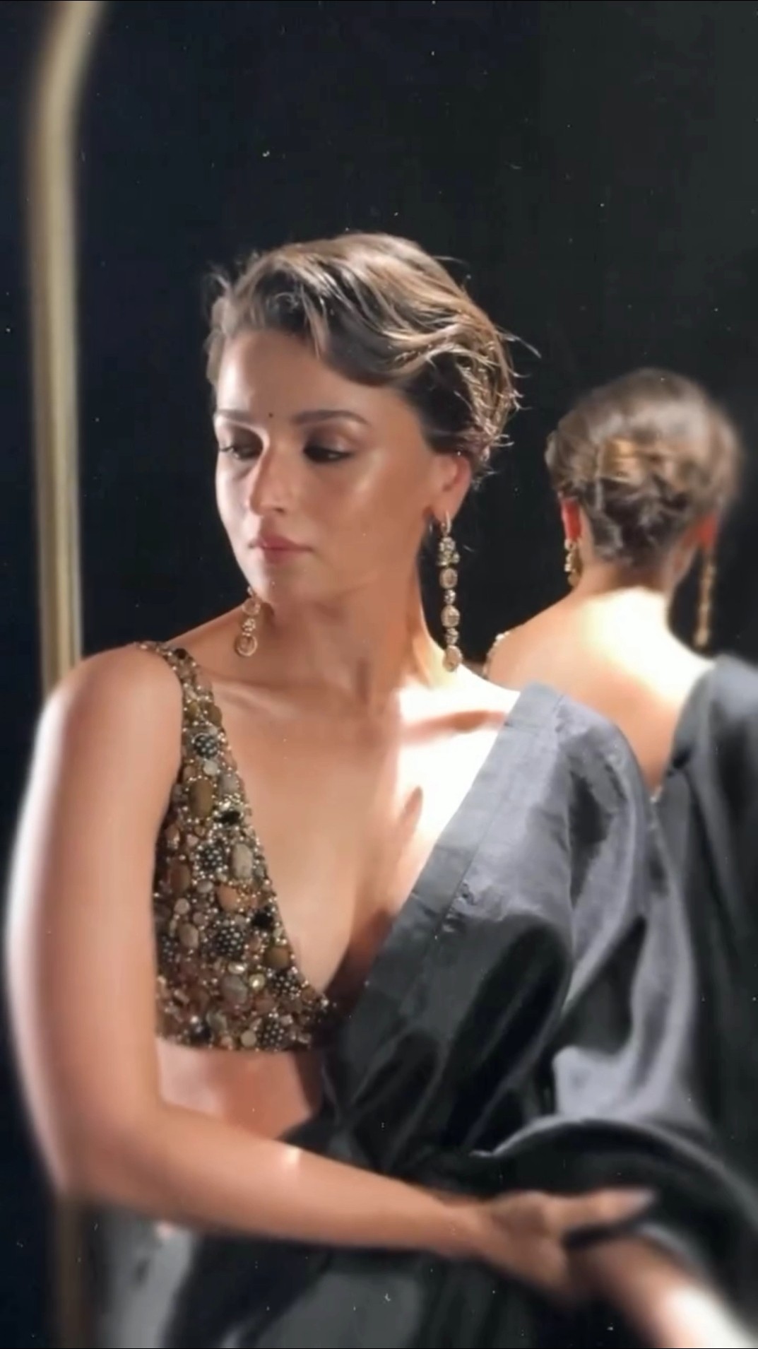 #aliabhatt radiating elegance at anniversary celebration of Sabyasachi ✨ #filmykalakar ?-Amit Thakur