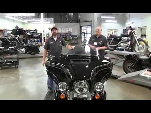 Tech Tip Tuesday: Installing Harley Davidson  Luggage Racks how to