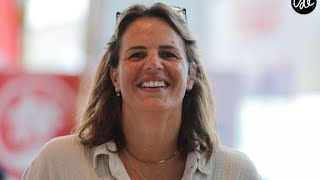 LAURE MANAUDOU REUNITES WITH HER 16-YEAR-OLD DAUGHTER MANON ON A DREAM BEACH IN CORSICA FOR AN UN...