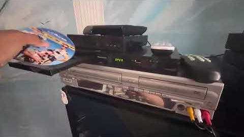 Opening to Reno 911!  The Complete First Season 2004 DVD Both discs