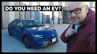 2025 Toyota Camry XLE Hybrid: A Lesson In Efficiency Review