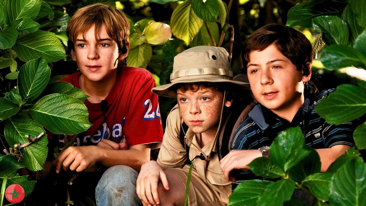 ثلاثة محققين 🕵️ ضد قوى غامضة 🔥 في جزيرة مسكونة! 😨 | ملخص فيلم بالدارجة