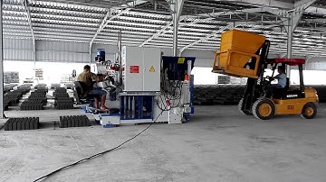 Blocks Making Machine ZENITH 913 Cement Brick in Vietnam