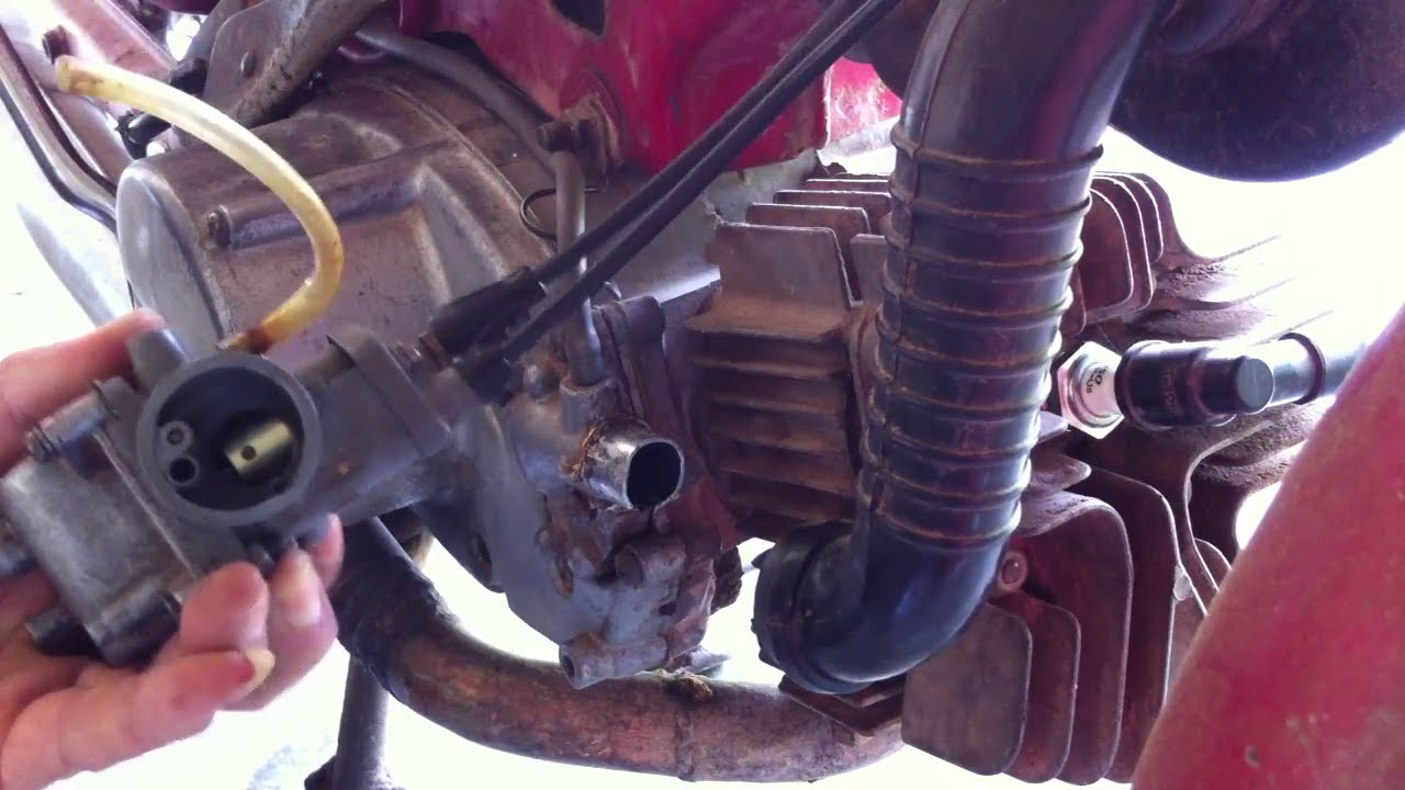 มอเตอร์ไซค์ ซูซูกิ รุ่นเก่าล้างคาบู Suzuki motorcycle 铃木摩托车 