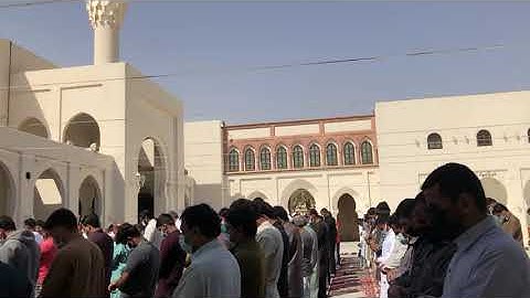 صلاة الجمعة اليوم من { ساحات جامع الملك خالد } تلاوة هادئة للشيخ خالد الجليل 3-7-1443ه