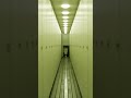 トイレから出られない