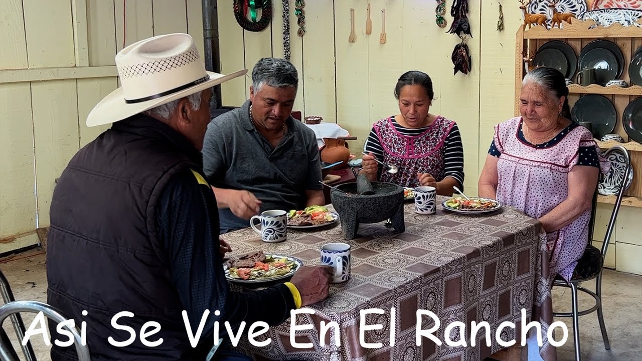 Le Hago De Almorzar A Mis Sueggros y A Mi Chino Asi Se Vive En El Rancho