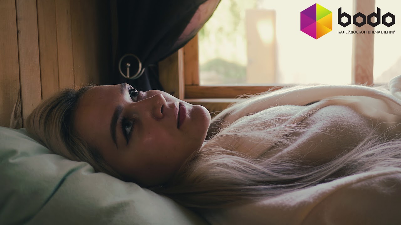 Сон на пчелиных ульях для двоих