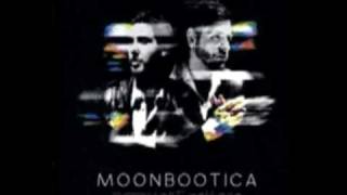 Moonbootica - A Perfect Machine