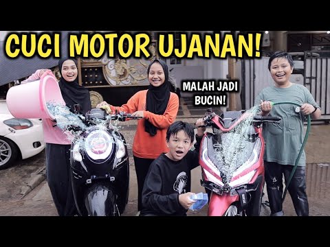 DESMA RIO BUCIN MANDI UJAN CUCI MOTOR BARENG EJA DESMA