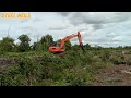 Pembersihan sungai di tengah hutan belantara