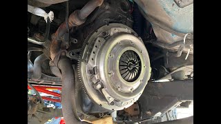 Quick and Easy Way to Change Your Clutch In a Jeep Wrangler YJ