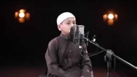 صوت هادئ ومريح للنفس مقطع تنويم الأطفال مع القران الكريم بصوت حنون جميلة جدا