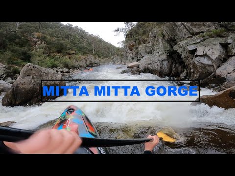 KAYAKING THE MITTA GORGE | AROUND 0.92M
