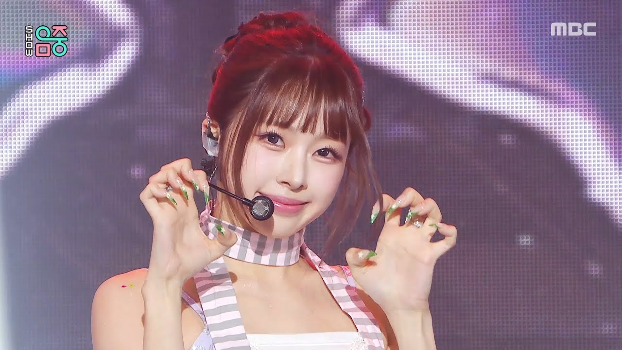 Смотреть «HEART OF WOMAN (하트오브우먼) - Lost in Proof (나를 잃지 않는 방법) | Show! MusicCore | MBC260606방송» на YouTube Смотреть «HEART OF WOMAN (하트오브우먼) - Lost in Proof (나를 잃지 않는 방법) | Show! MusicCore | MBC260606방송» на YouTube