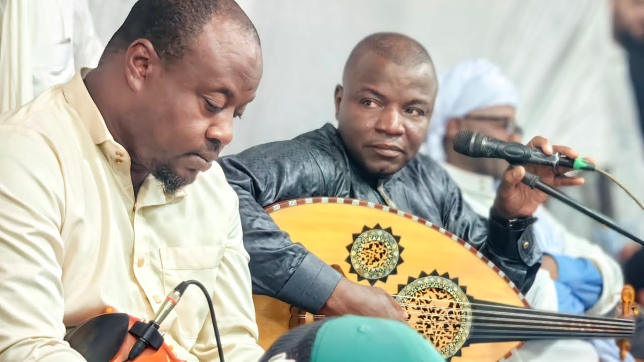 الفنان مبارك فولاني🎙يبدع في اغنية 😍علاش يا الجافي باغي تجفيني🎶عامة مكبوسة بالكف 🔥