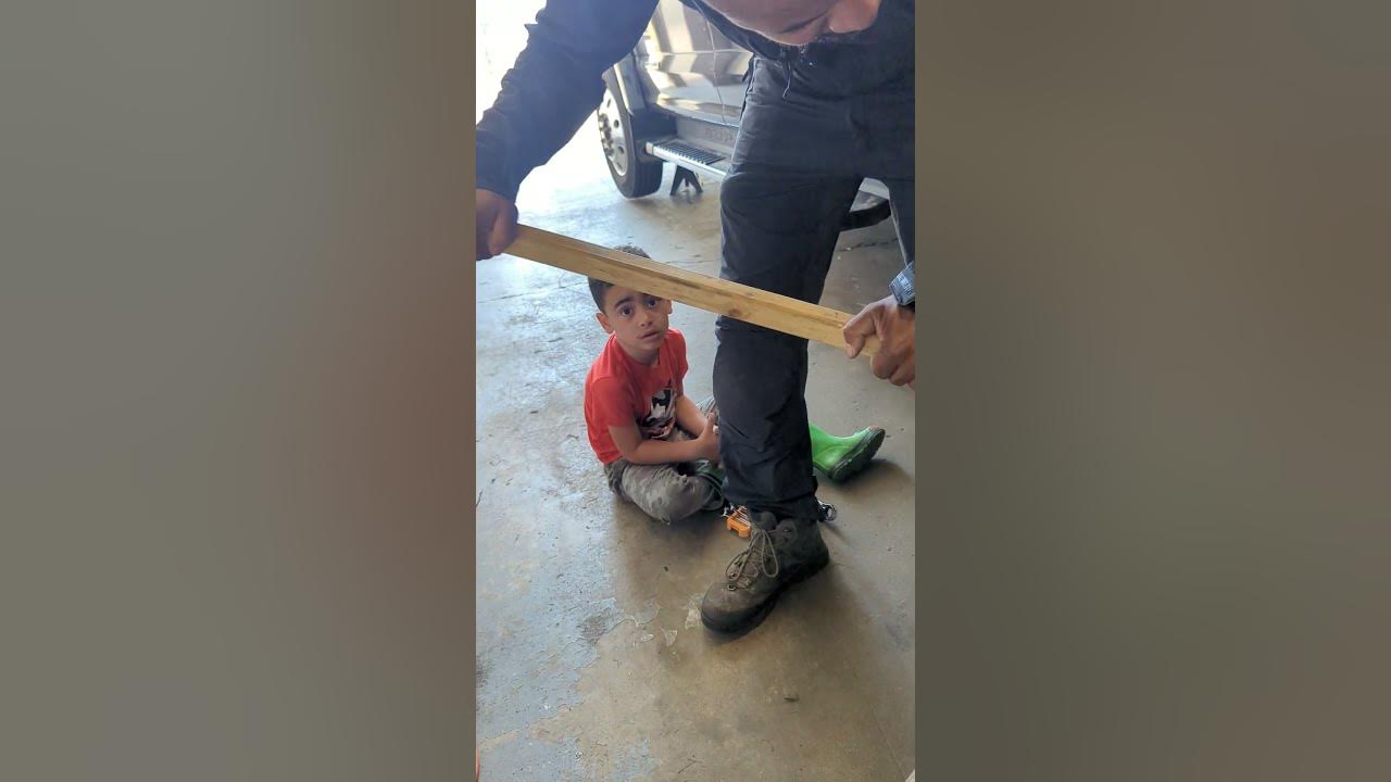 HOW TO REMOVE HUBCAP FORD F450 BEST WAY! YouTube