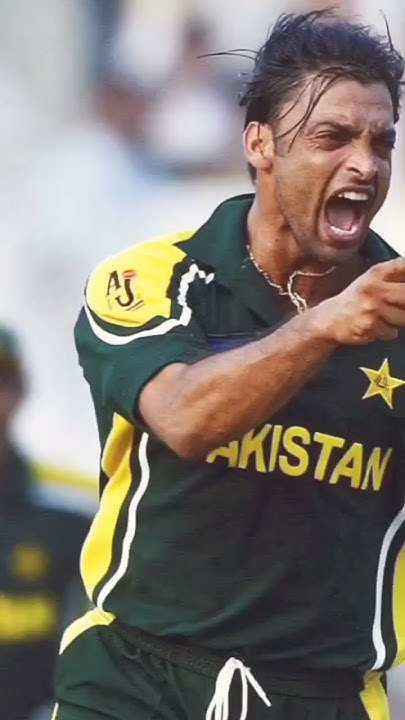 which-team-has-best-bowling-attack-pakistan-india-viratkohli