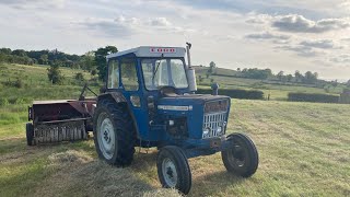 Ford 4000 Baling Hay 2023