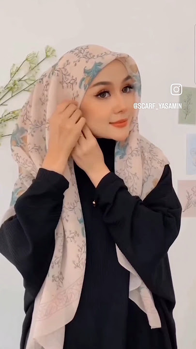 New stylish hijab design #trending #fashion#winterdesign #hijabstyle #scarf#shorts#viralshort#abaya