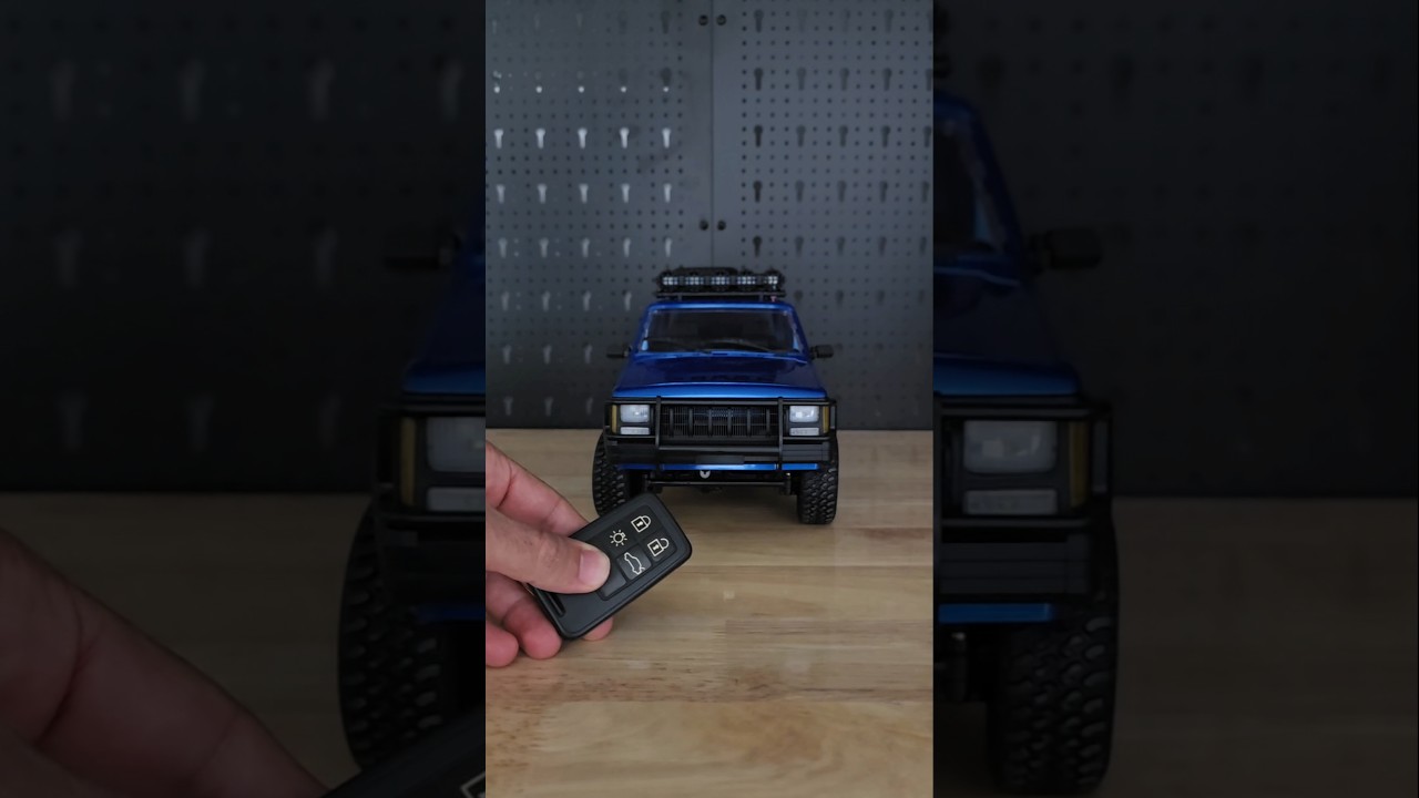 Triangle Warning RC Truck 🔺️ 