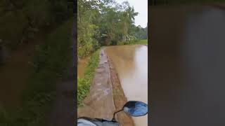 Pemotor Skill dewajalan di pematang sawah??