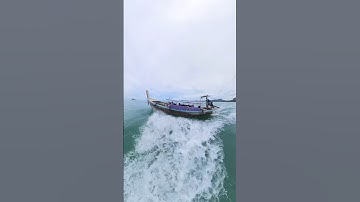 Longboat Tracking Shot 360 Video Idea 🚤💡. Shot w/ Insta360 X3 & 3M Extended Selfie Stick #insta360