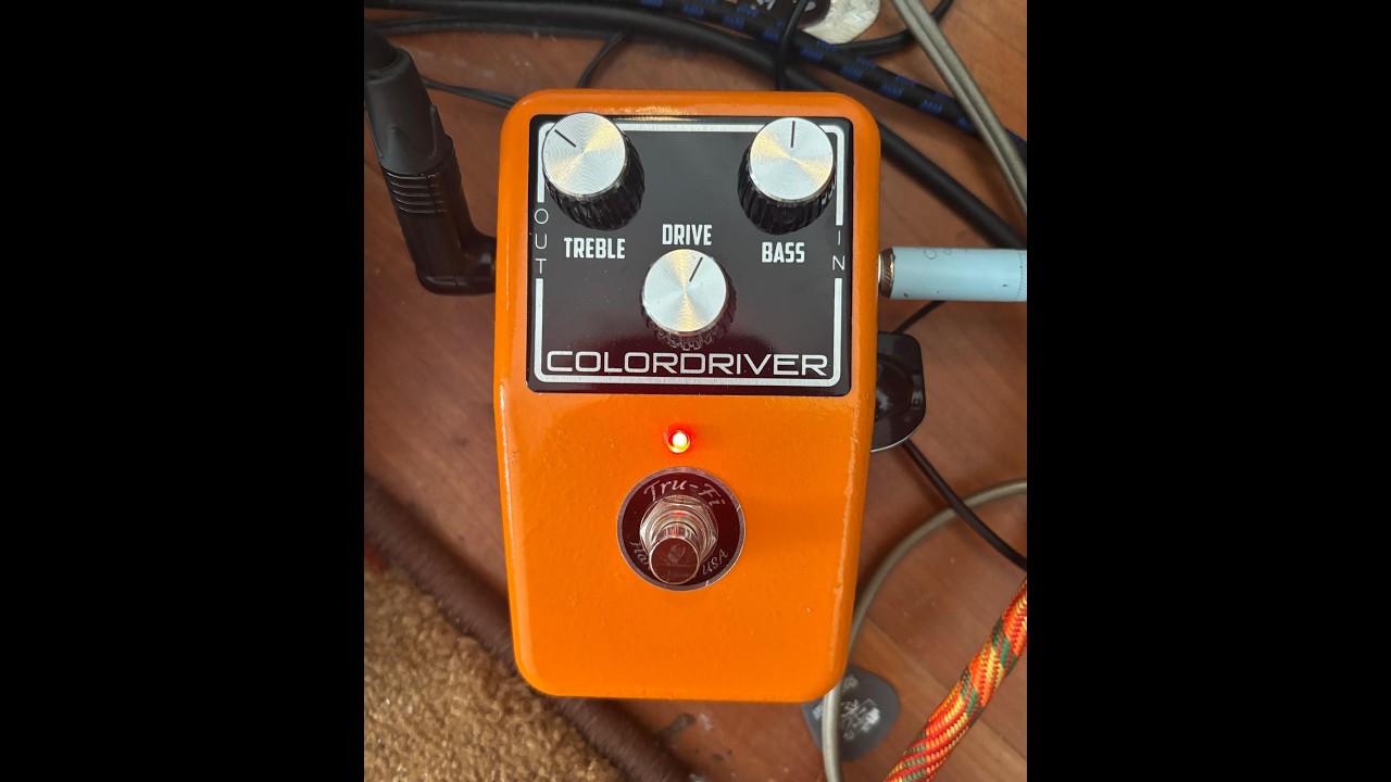 Tru-Fi Colordriver Fuzz-Pedal 9V - great pedal! - YouTube