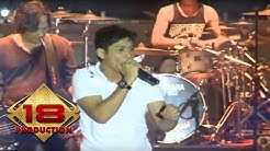 Ungu - Ciuman Pertama  (Live Konser Kendari 18 Mei 2013)  - Durasi: 4:13. 